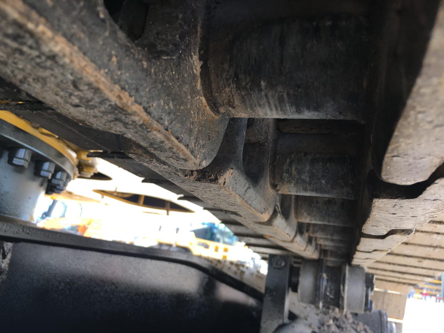 ./imagenes/INVOICE/2019/15713/EXCAVADORA CATERPILLAR 324D (30).JPG